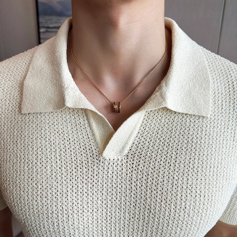 Men´s Knitted V-neck Polo Shirt
